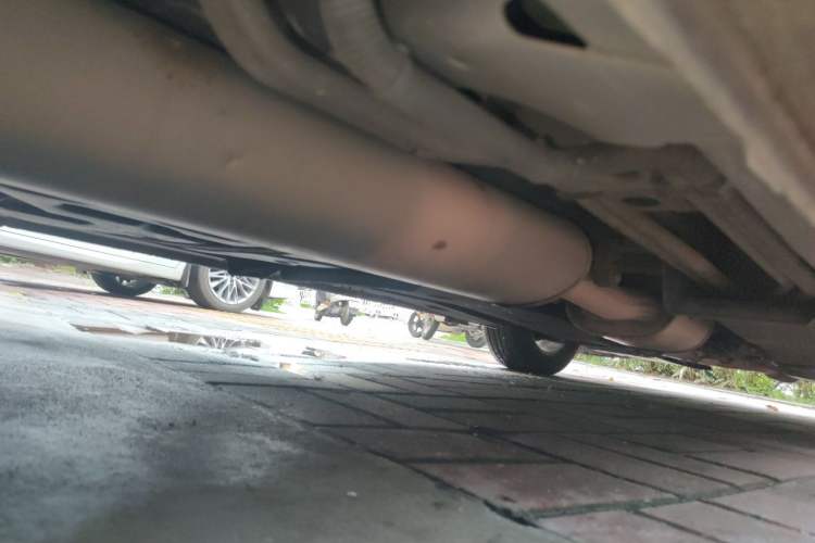 Used Buick GL8 2018 ES 28T Comfort Model China VI Standard Chassis Front Right