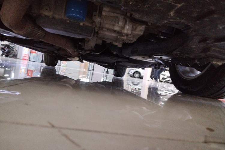 Used Buick GL8 2018 ES 28T Comfort Model China VI Standard Chassis Front