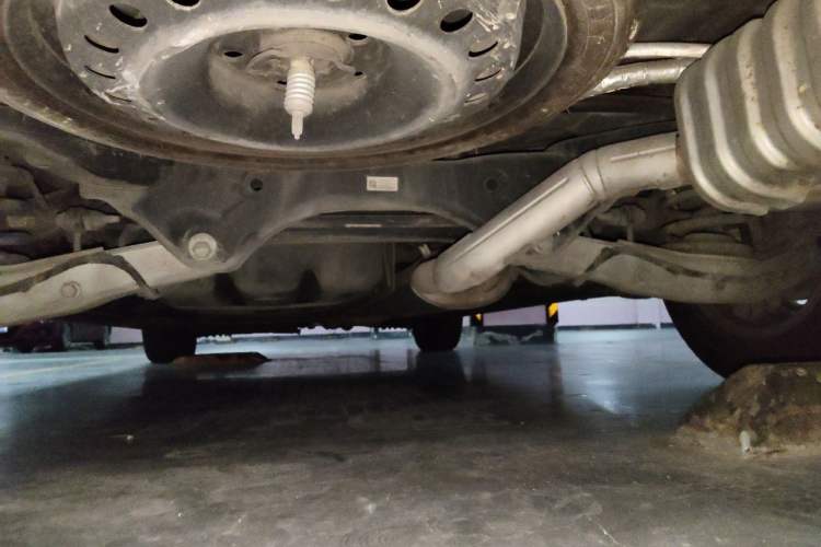 Used Buick GL8 2018 ES 28T Comfort Model China VI Standard Chassis Rear