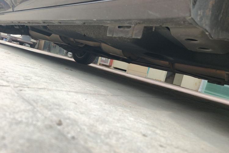 Used Buick GL8 2018 ES 28T Comfort Model China VI Standard Chassis Rear Left