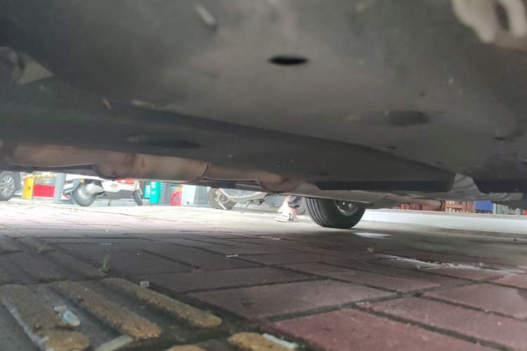 Used Buick GL8 2018 ES 28T Comfort Model China VI Standard Chassis Rear Left