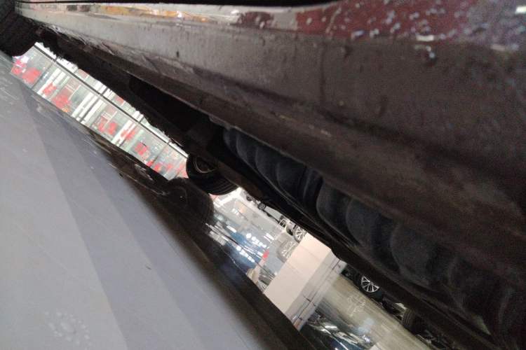 Used Buick GL8 2018 ES 28T Comfort Model China VI Standard Chassis Rear Left