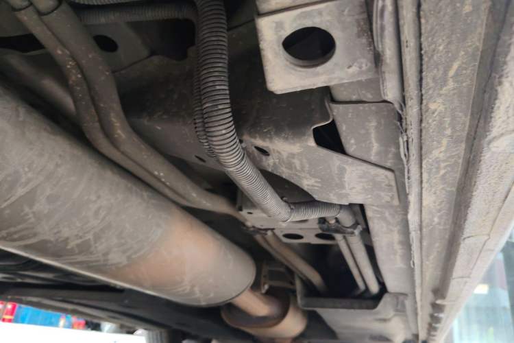 Used Buick GL8 2018 ES 28T Comfort Model China VI Standard Chassis Rear Right