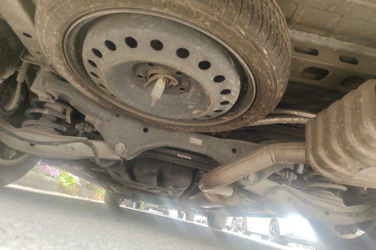 Used Buick GL8 2018 ES 28T Comfort Model China VI Standard Chassis Rear