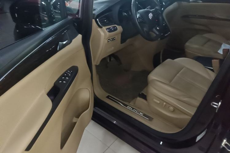 Used Buick GL8 2018 ES 28T Flagship Model China VI Standard Driver Seat