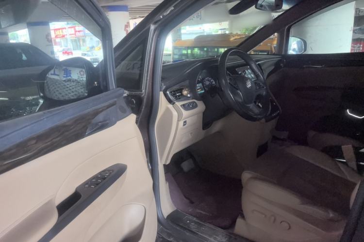 Used Buick GL8 2018 ES 28T Luxury Model China VI Standard Driver Seat