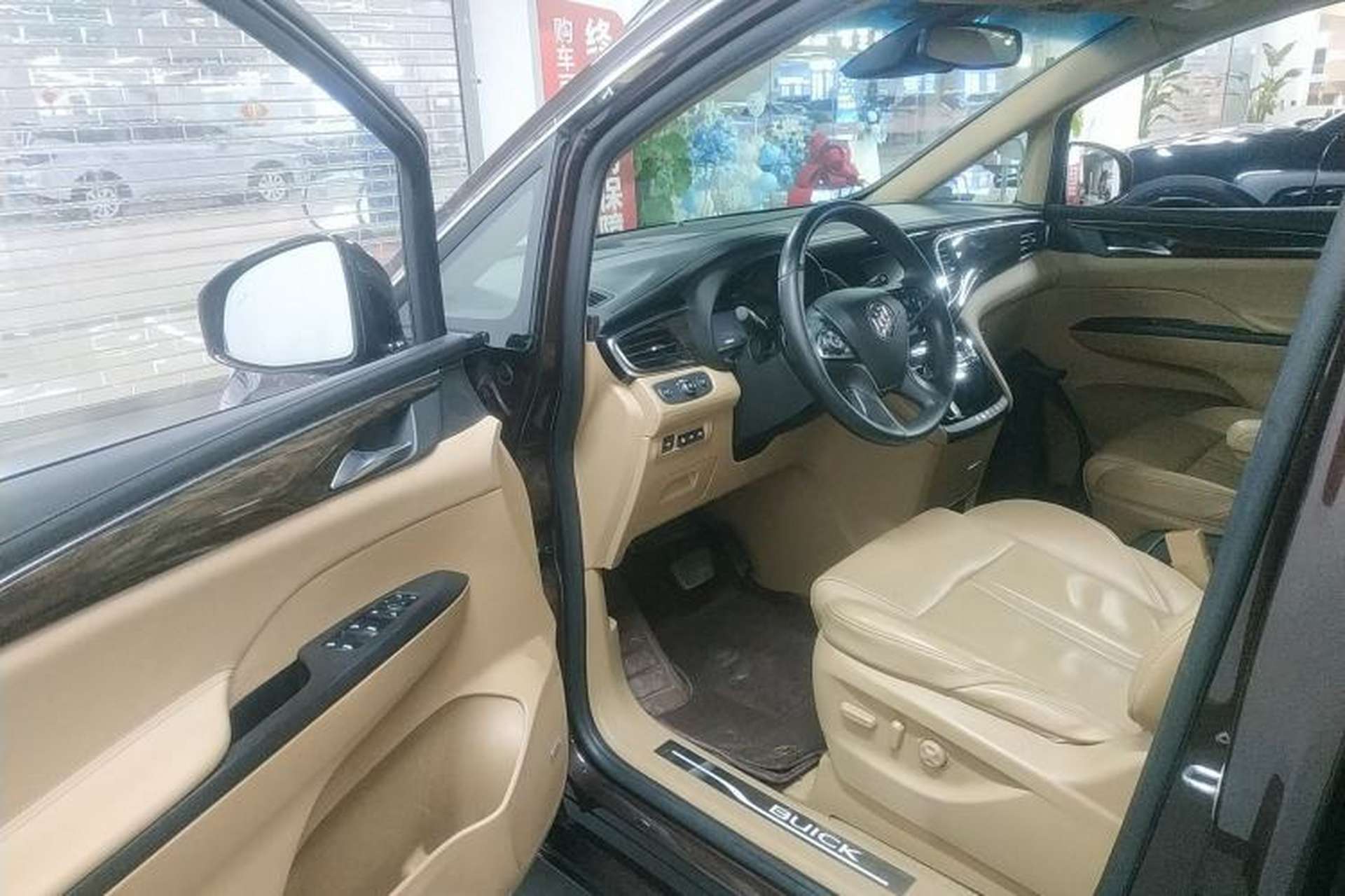 Used Buick GL8 2018 ES 28T Flagship Model China VI Standard Driver Seat