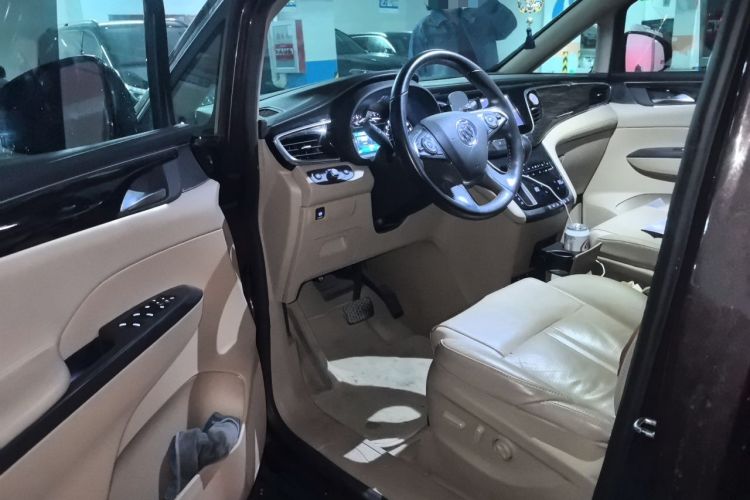 Used Buick GL8 2018 ES 28T Luxury Model China VI Standard Driver Seat