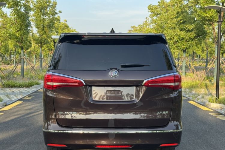 Used Buick GL8 2018 ES 28T Comfort Model China VI Standard Exterior 4