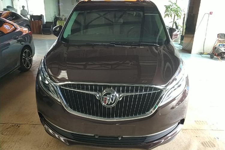 Used Buick GL8 2018 ES 28T Comfort Model China VI Standard Front