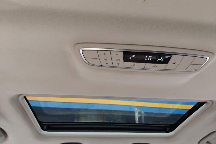 Used Buick GL8 2018 ES 28T Comfort Model China VI Standard Headliner