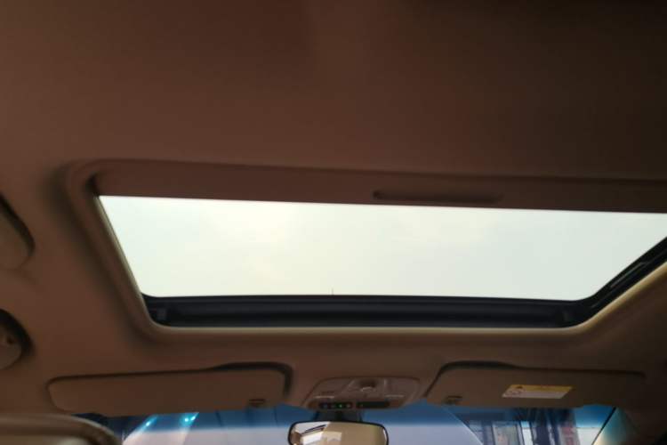 Used Buick GL8 2018 ES 28T Luxury Model China VI Standard Headliner