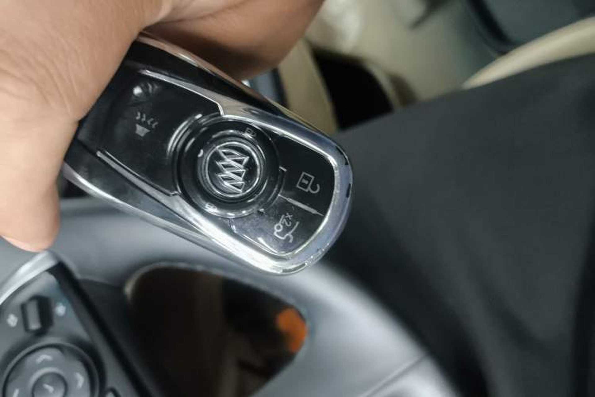 Used Buick GL8 2018 ES 28T Premium Model China VI Standard Interior 1