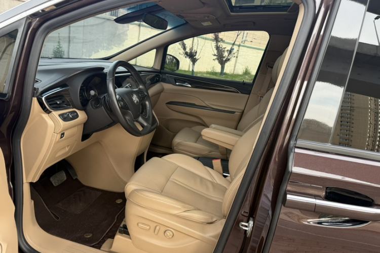 Used Buick GL8 2018 ES 28T Luxury Model China VI Standard Interior 3