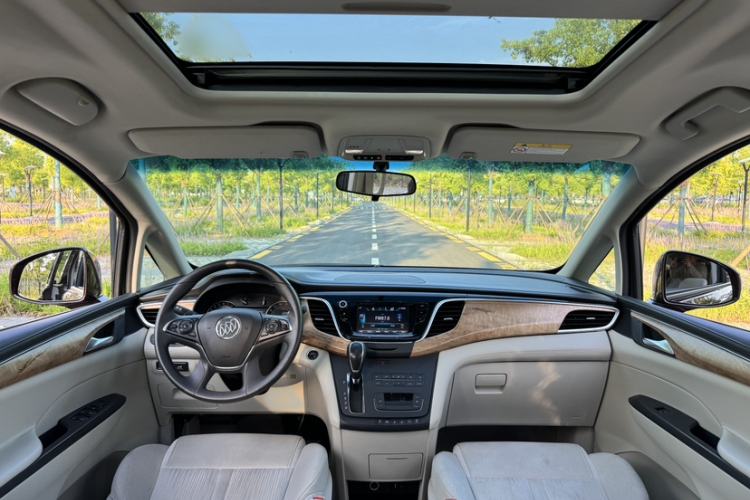 Used Buick GL8 2018 ES 28T Comfort Model China VI Standard Interior 6