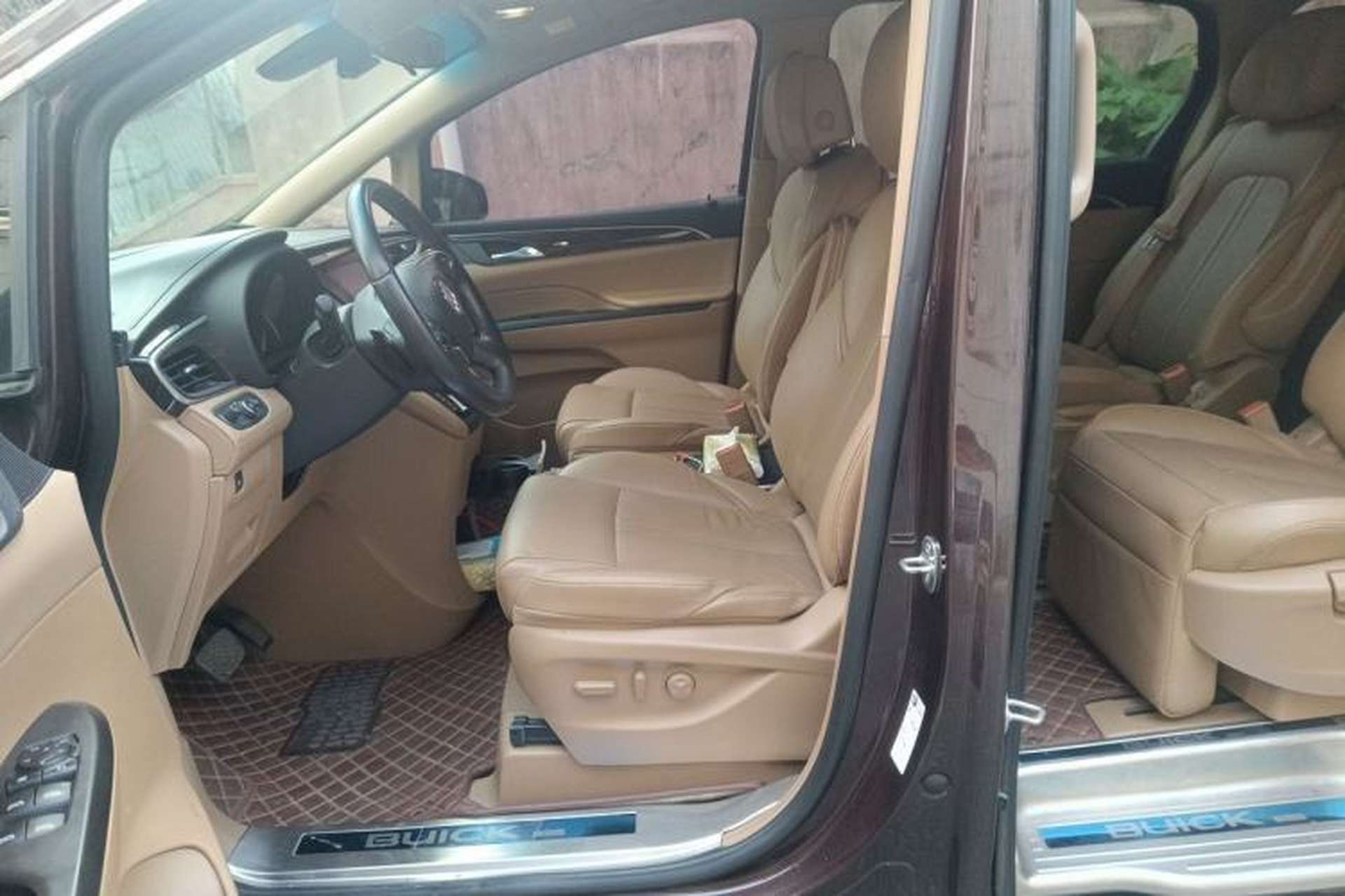 Used Buick GL8 2018 ES 28T Luxury Model China VI Standard Left Front Seat