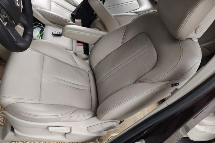 Used Buick GL8 2018 ES 28T Comfort Model China VI Standard Left Front Seat