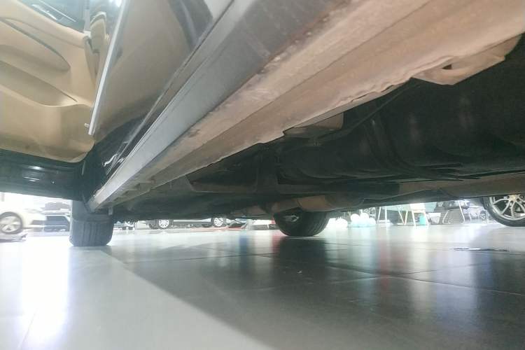 Used Buick GL8 2018 ES 28T Flagship Model China VI Standard Left Side Sill