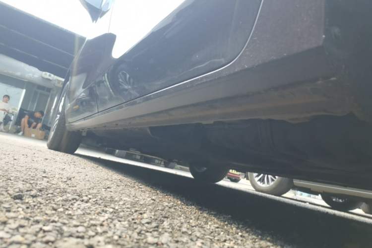 Used Buick GL8 2018 ES 28T Luxury Model China VI Standard Left Side Sill