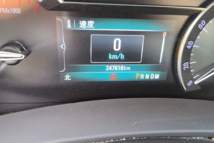 Used Buick GL8 2018 ES 28T Comfort Model China VI Standard Odometer Close Up