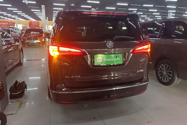 Used Buick GL8 2018 ES 28T Flagship Model China VI Standard Rear