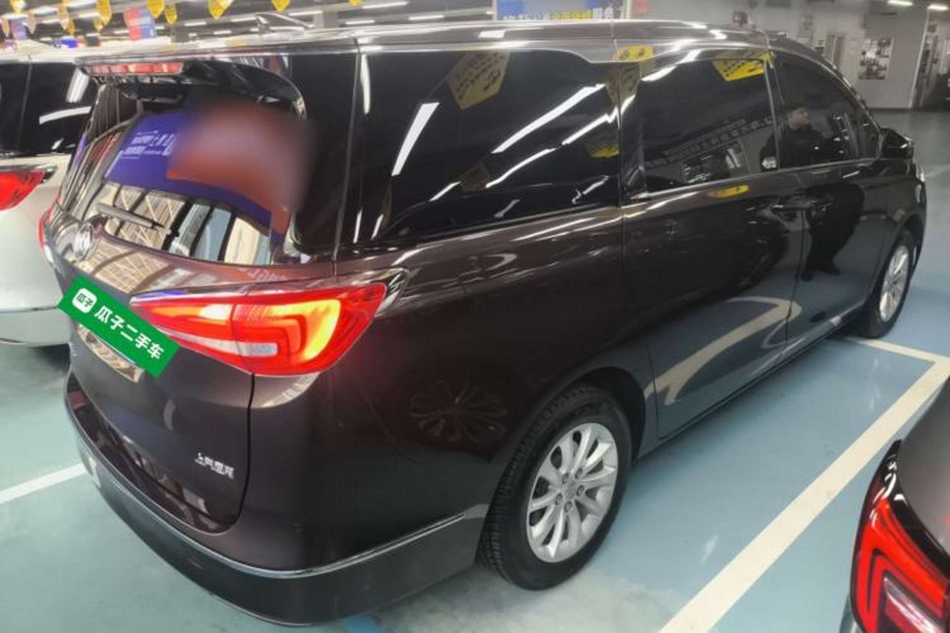 Used Buick GL8 2018 ES 28T Premium Model China VI Standard Rear Right 45 Deg