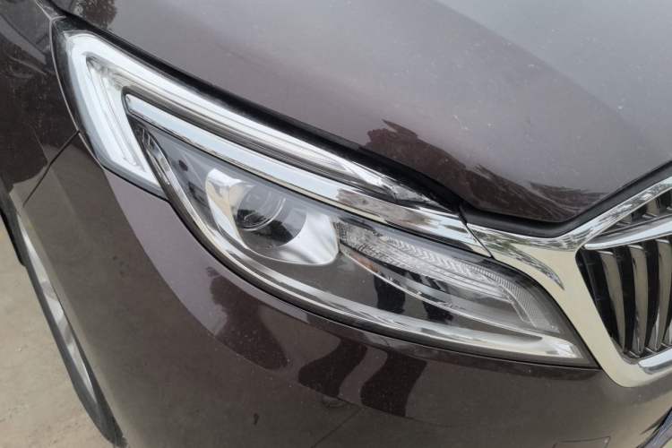 Used Buick GL8 2018 ES 28T Comfort Model China VI Standard Right Front Headlight