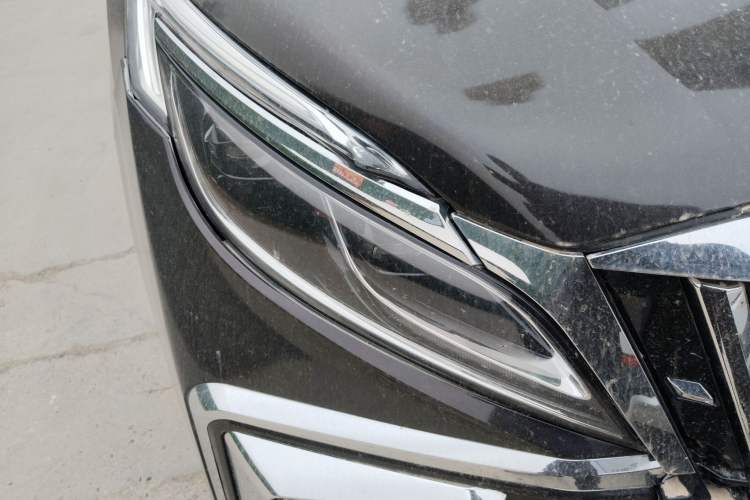 Used Buick GL8 2018 ES 28T Luxury Model China VI Standard Right Front Headlight