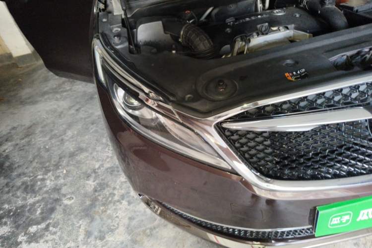 Used Buick GL8 2018 ES 28T Comfort Model China VI Standard Right Front Headlight