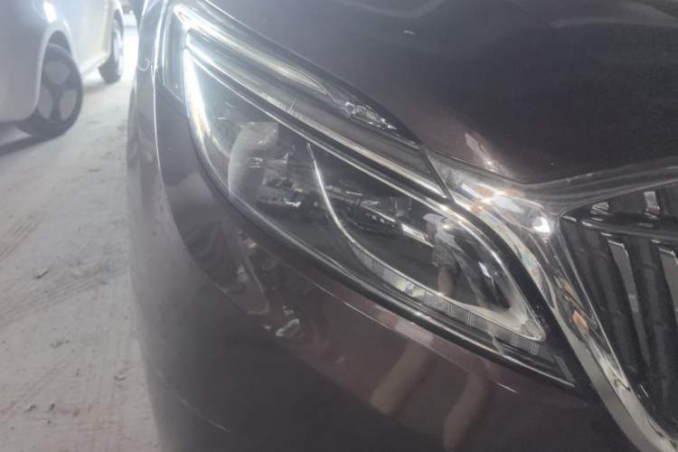 Used Buick GL8 2018 ES 28T Luxury Model China VI Standard Right Front Headlight