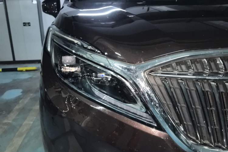 Used Buick GL8 2018 ES 28T Luxury Model China VI Standard Right Front Headlight