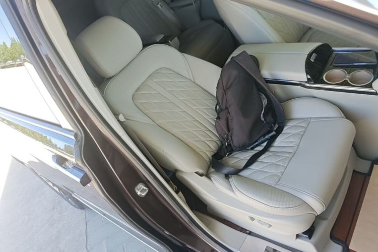 Used Buick GL8 2018 ES 28T Comfort Model China VI Standard Right Front Seat