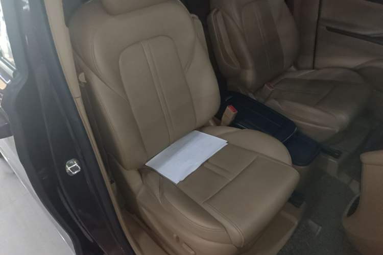 Used Buick GL8 2018 ES 28T Flagship Model China VI Standard Right Front Seat