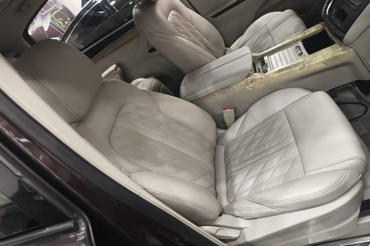 Used Buick GL8 2018 ES 28T Comfort Model China VI Standard Right Front Seat