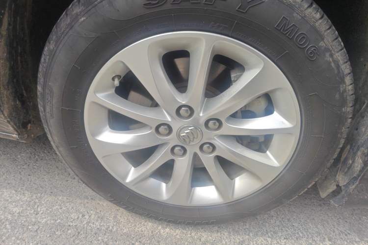 Used Buick GL8 2018 ES 28T Comfort Model China VI Standard Right Front Wheel Hub