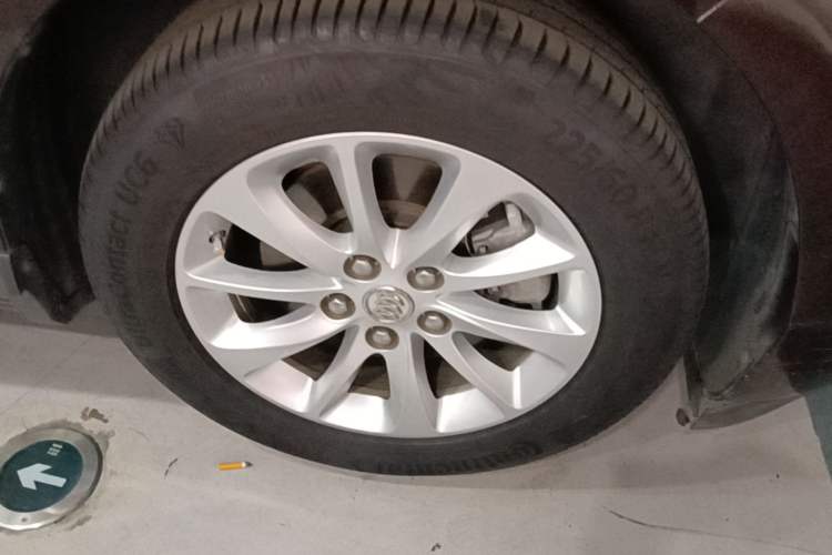 Used Buick GL8 2018 ES 28T Premium Model China VI Standard Right Front Wheel Hub