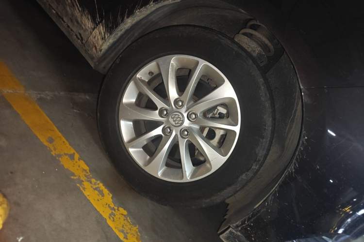 Used Buick GL8 2018 ES 28T Comfort Model China VI Standard Right Front Wheel Hub