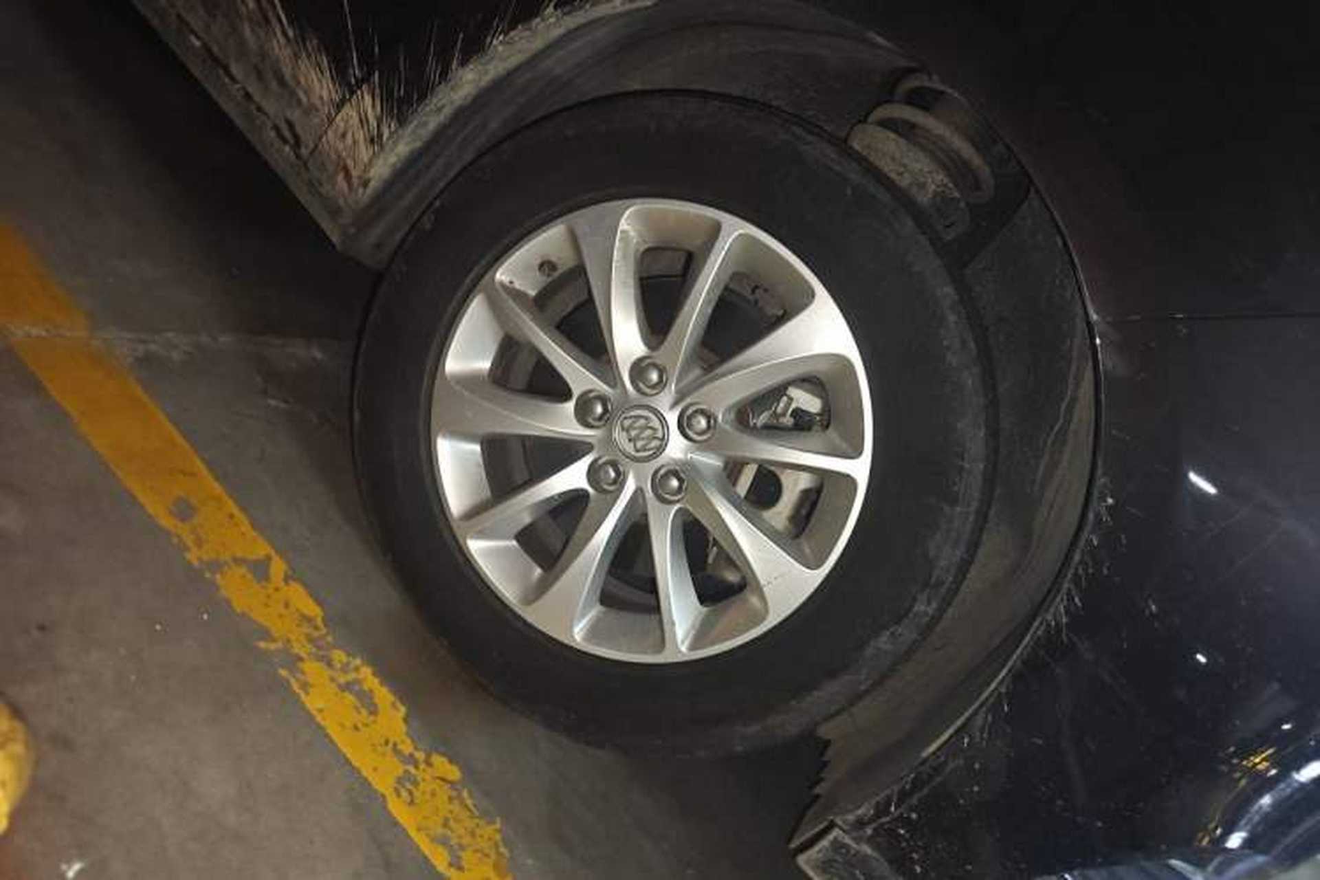 Used Buick GL8 2018 ES 28T Comfort Model China VI Standard Right Front Wheel Hub