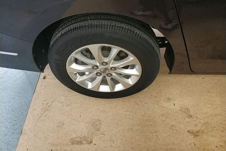Used Buick GL8 2018 ES 28T Comfort Model China VI Standard Right Rear Wheel Hub