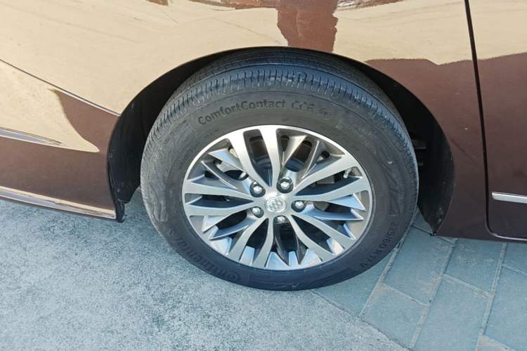 Used Buick GL8 2018 ES 28T Comfort Model China VI Standard Right Rear Wheel Hub
