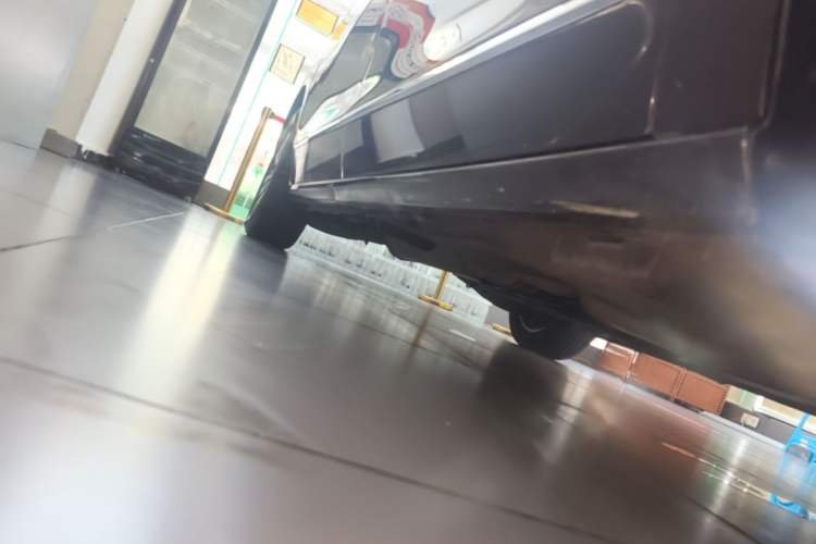 Used Buick GL8 2018 ES 28T Flagship Model China VI Standard Right Side Sill