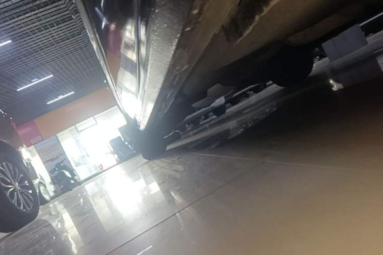 Used Buick GL8 2018 ES 28T Flagship Model China VI Standard Right Side Sill