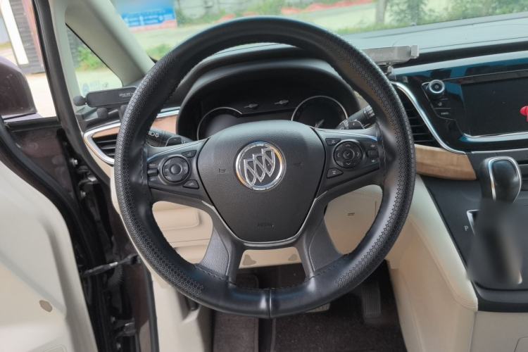 Used Buick GL8 2018 ES 28T Comfort Model China VI Standard Steering Wheel