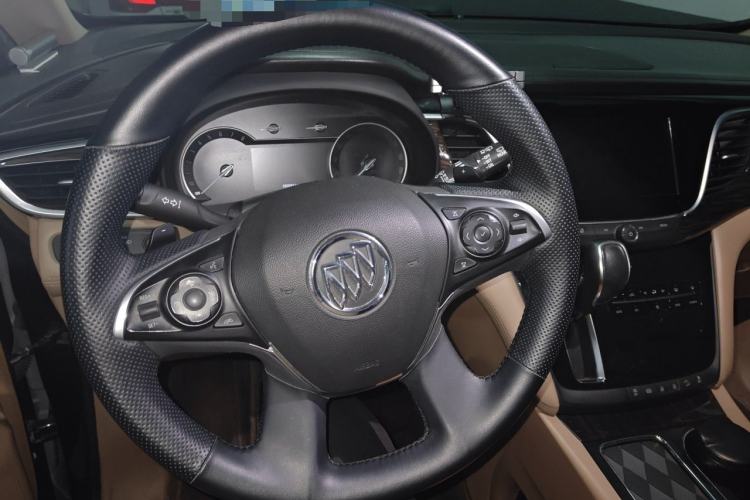 Used Buick GL8 2018 ES 28T Flagship Model China VI Standard Steering Wheel