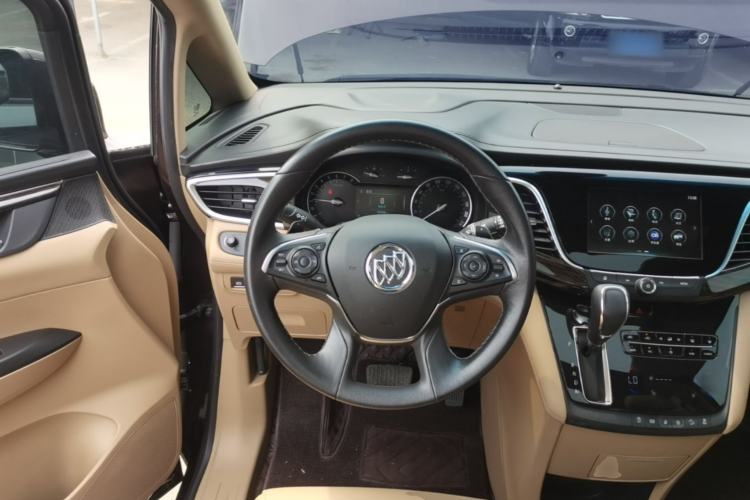 Used Buick GL8 2018 ES 28T Luxury Model China VI Standard Steering Wheel