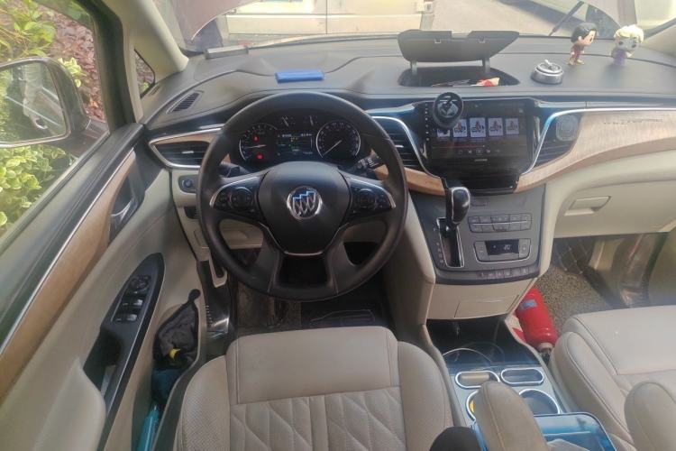 Used Buick GL8 2018 ES 28T Comfort Model China VI Standard Steering Wheel