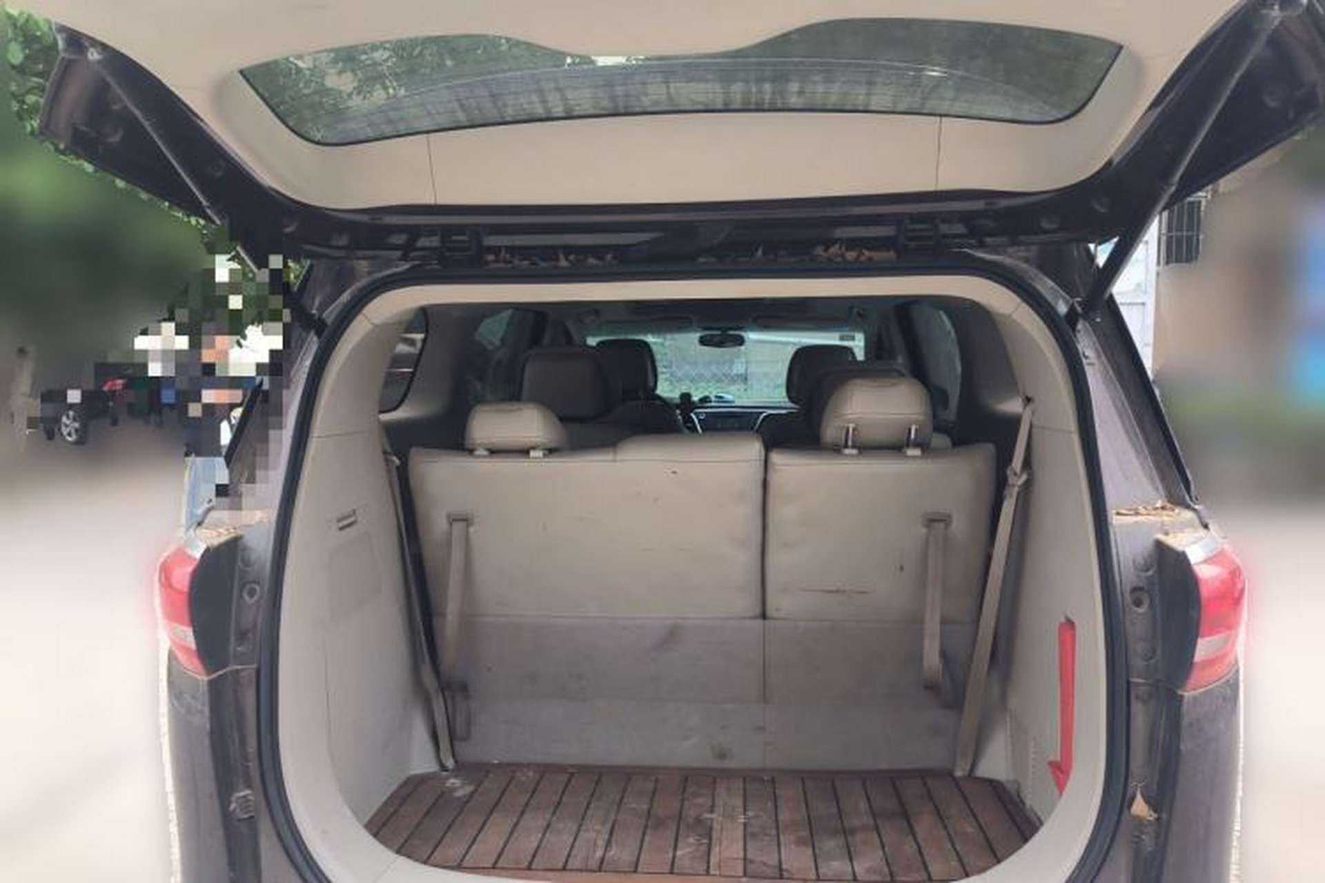 Used Buick GL8 2018 ES 28T Comfort Model China VI Standard Trunk