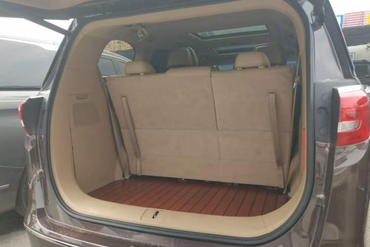 Used Buick GL8 2018 ES 28T Luxury Model China VI Standard Trunk