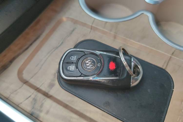 Used Buick GL8 2018 ES 28T Comfort Model China VI Standard Vehicle Key