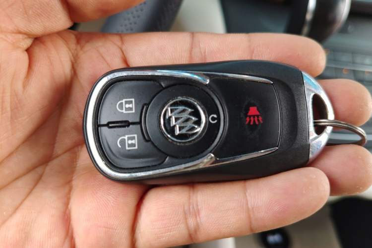 Used Buick GL8 2018 ES 28T Comfort Model China VI Standard Vehicle Key